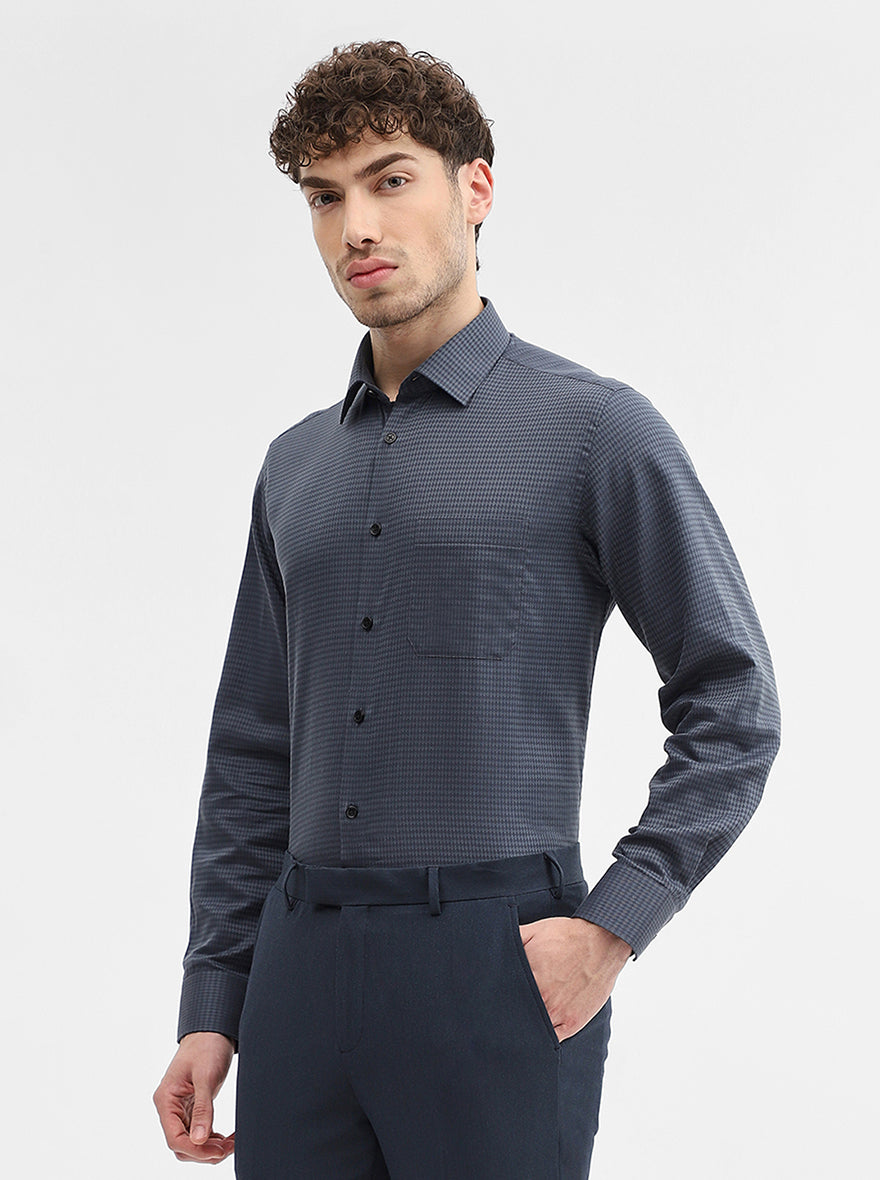 Grey Solid Regular Fit Formal Shirt | JadeBlue