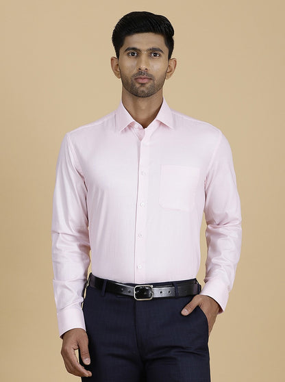 Pink Solid Regular Fit Formal Shirt | JadeBlue