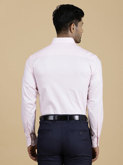 Pink Solid Regular Fit Formal Shirt | JadeBlue