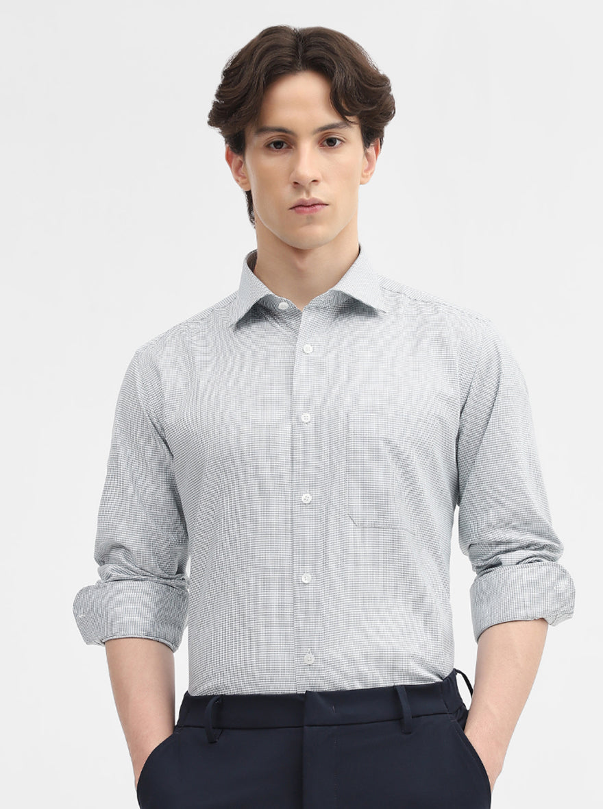 Maroon Solid Slim Fit Formal Shirt | Metal
