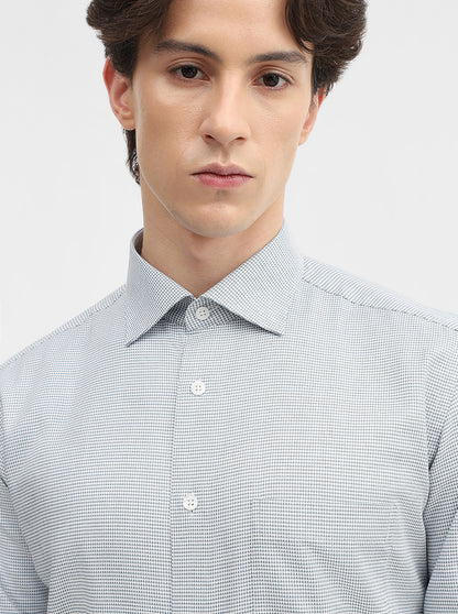 Maroon Solid Slim Fit Formal Shirt | Metal