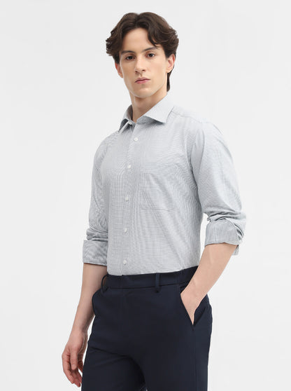 Maroon Solid Slim Fit Formal Shirt | Metal