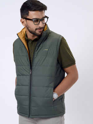 Grass Green & Musturd Solid Regular Fit Winter Jacket | JadeBlue