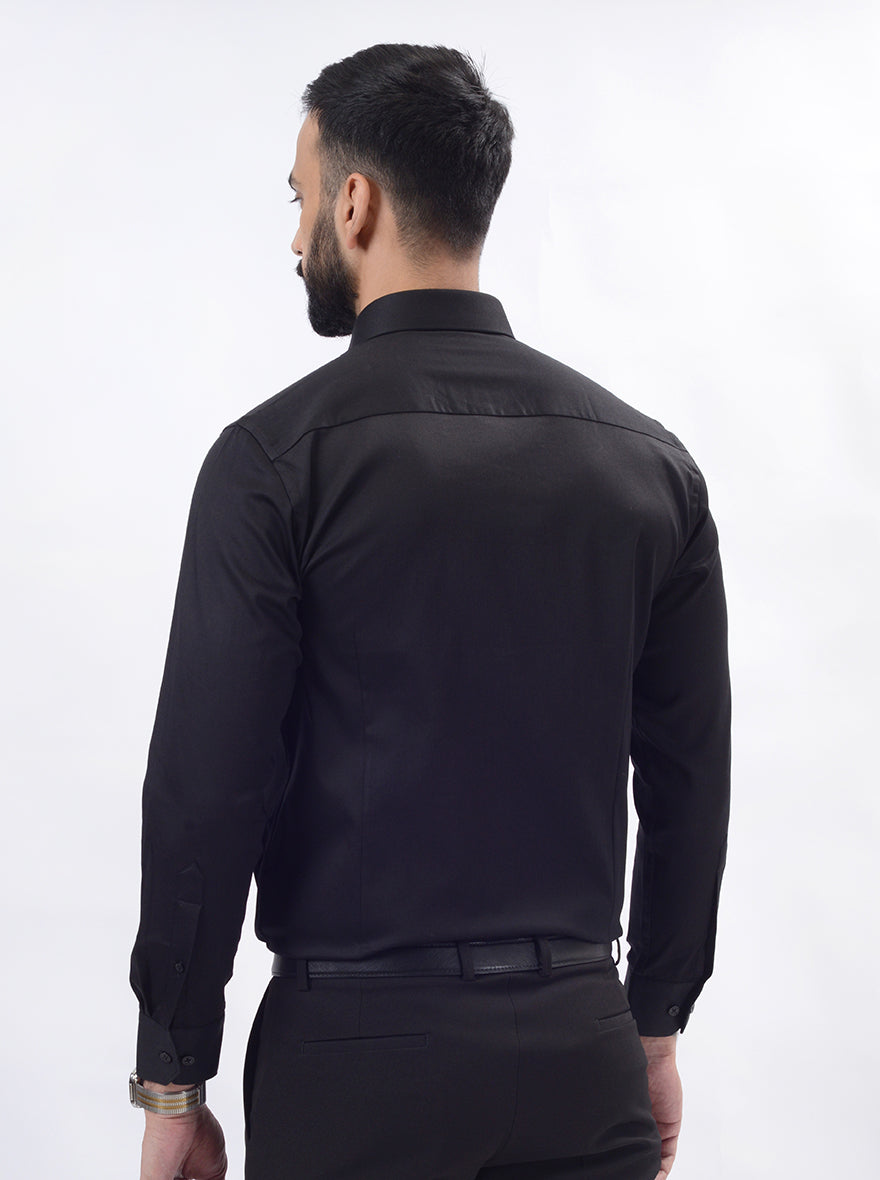 Black Solid Slim Fit Formal Shirt | JadeBlue