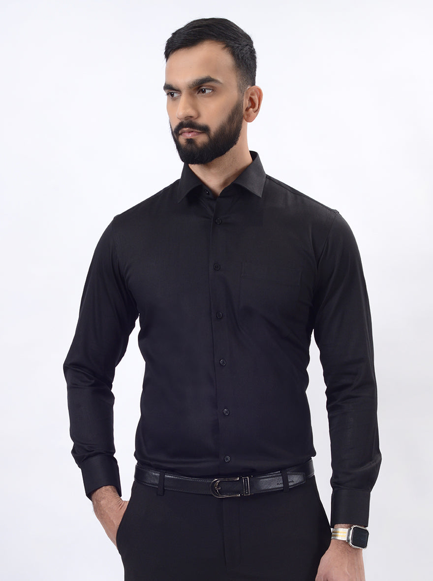 Black Solid Slim Fit Formal Shirt | JadeBlue