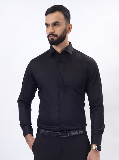 Black Solid Slim Fit Formal Shirt | JadeBlue
