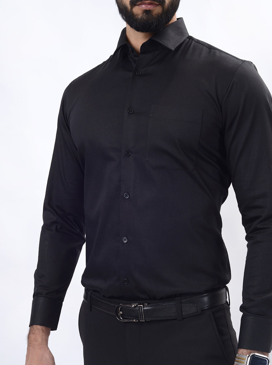 Black Solid Slim Fit Formal Shirt | JadeBlue