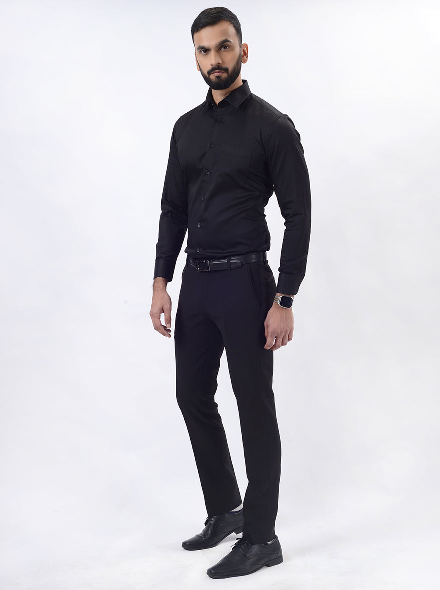 Black Solid Slim Fit Formal Shirt | JadeBlue
