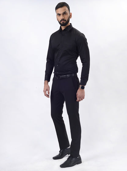 Black Solid Slim Fit Formal Shirt | JadeBlue