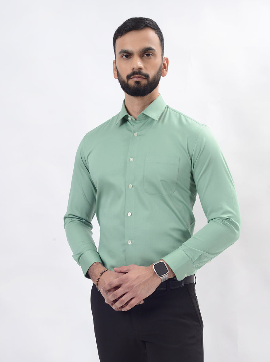 Green Solid Slim Fit Formal Shirt | JadeBlue