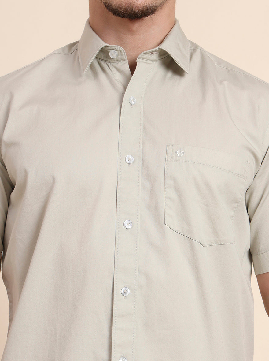 Off-White Solid Smart Fit Semi Casual Shirt | Greenfibre
