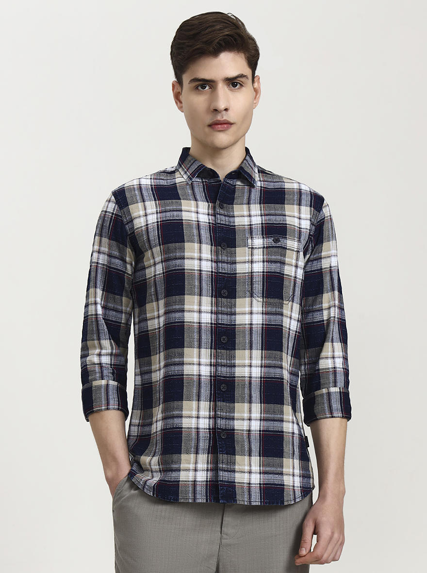 Blue & Pista Checked Slim Fit Casual Shirt | JadeBlue