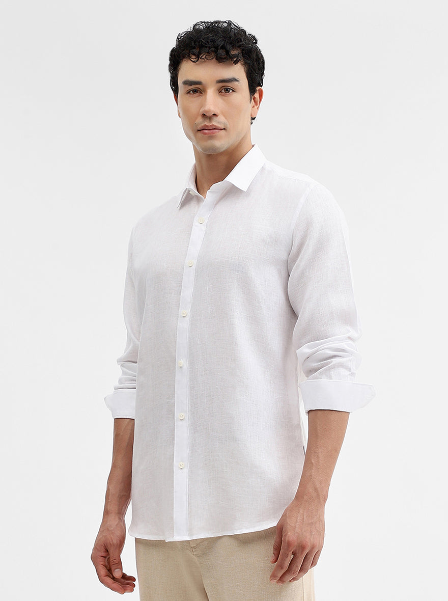 White Solid Slim Fit Casual Shirt | JadeBlue