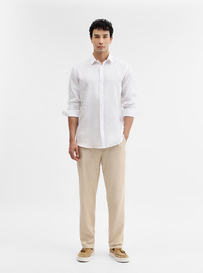 White Solid Slim Fit Casual Shirt | JadeBlue