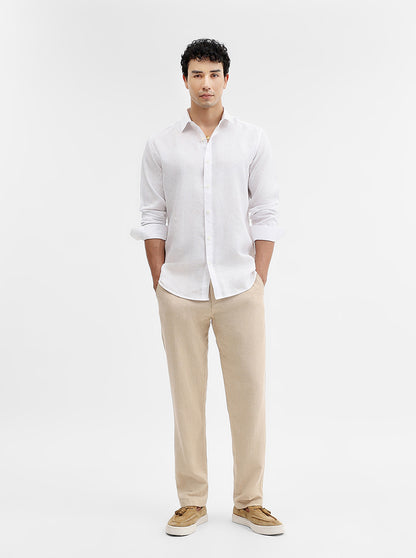 White Solid Slim Fit Casual Shirt | JadeBlue