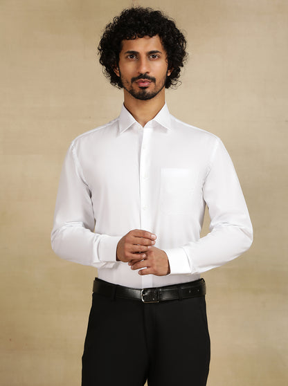 White Solid Regular Fit Formal Shirt | JadeBlue