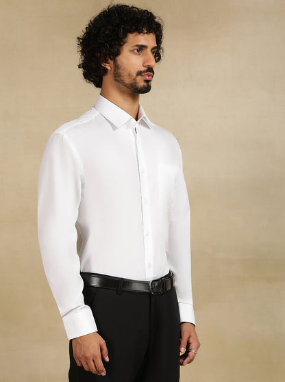 White Solid Regular Fit Formal Shirt | JadeBlue