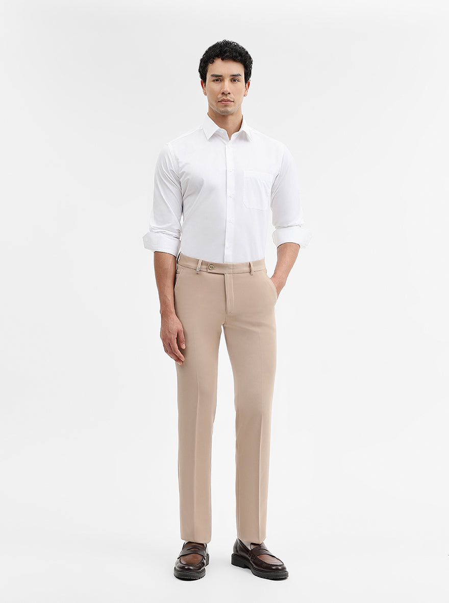 White Solid Regular Fit Formal Shirt | JadeBlue