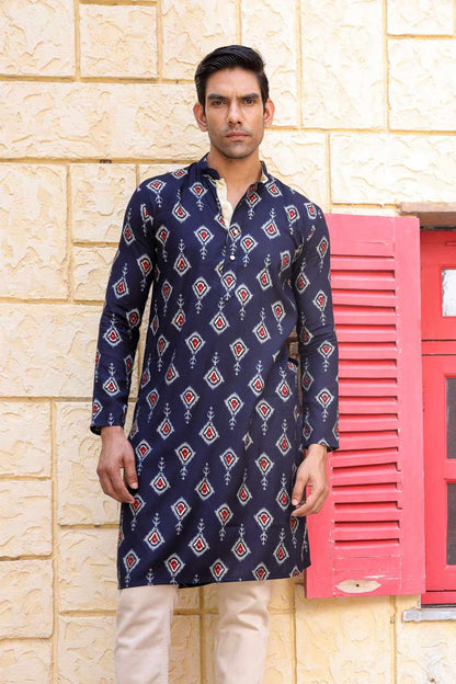 Navy Blue Cotton Blend Straight Cut Printed Kurta | The Kurta Company