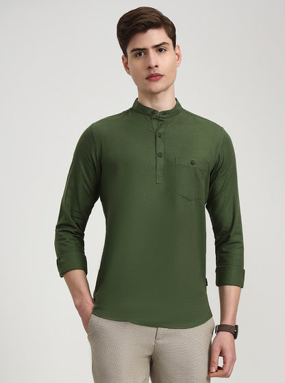 Olive Solid Slim Fit Sort Kurta | JadeBlue