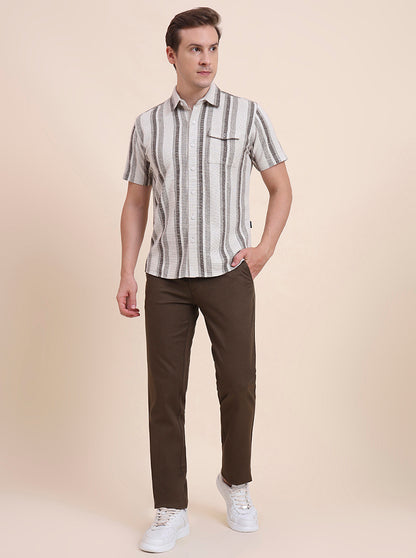 Light Olive Solid Uno Fit Casual Trouser | JadeBlue