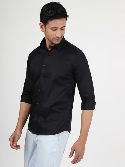 Black Solid Slim Fit Casual Shirt | JadeBlue