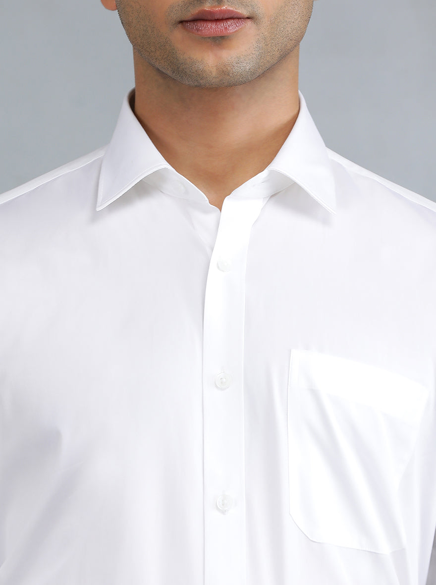 White Solid Regular Fit Formal Shirt | JadeBlue