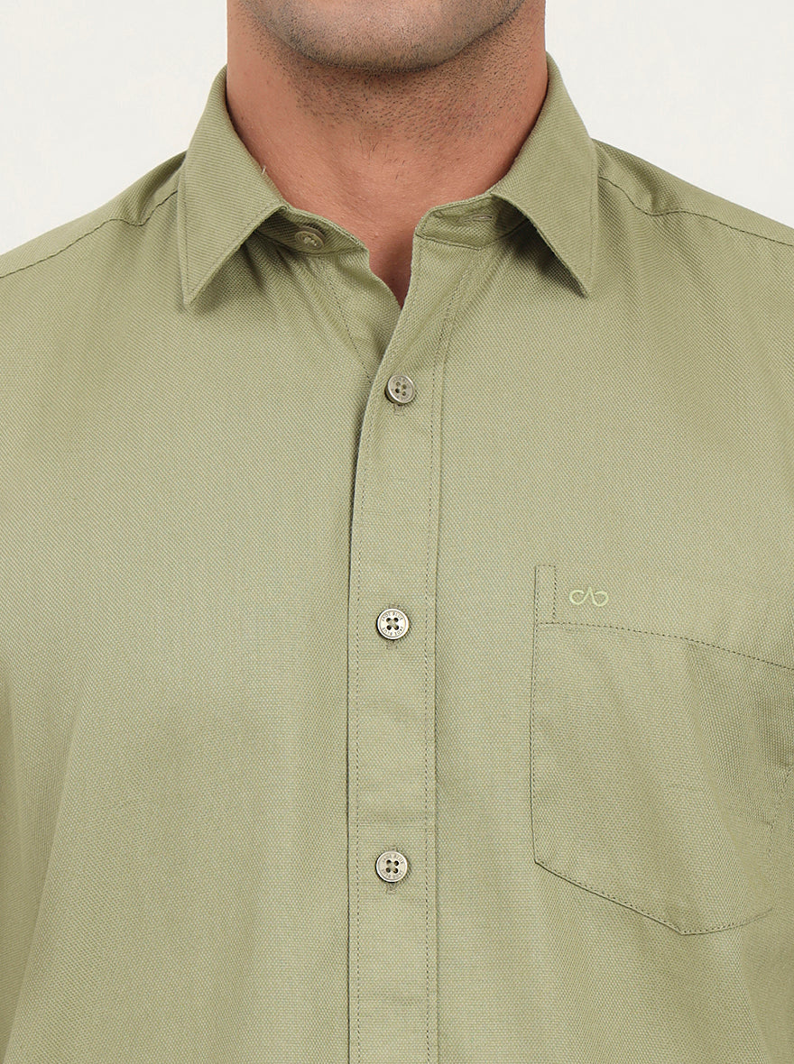 Light Green Solid Slim Fit Semi Casual Shirt | JadeBlue
