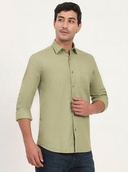 Light Green Solid Slim Fit Semi Casual Shirt | JadeBlue