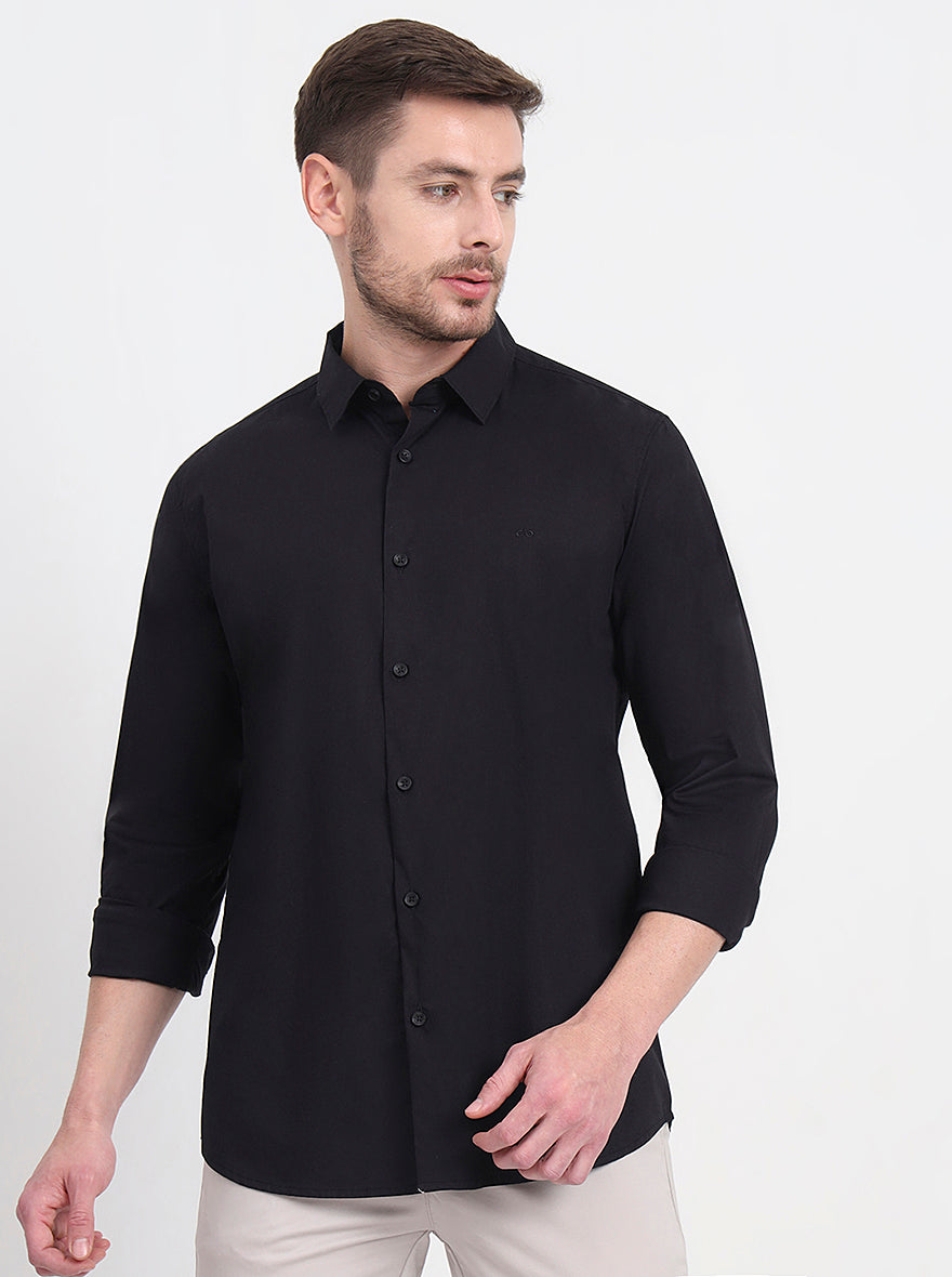 Black Solid Slim Fit Casual Shirt | JadeBlue