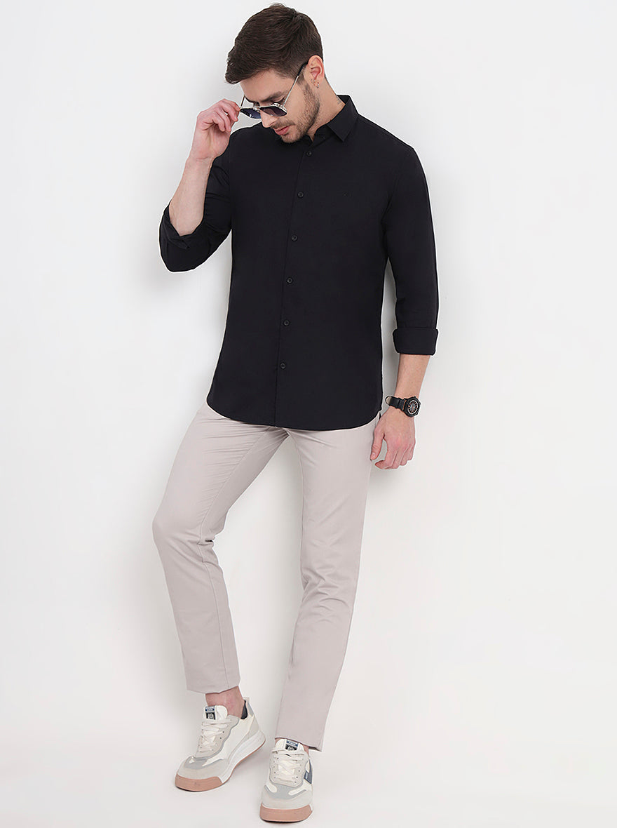 Black Solid Slim Fit Casual Shirt | JadeBlue