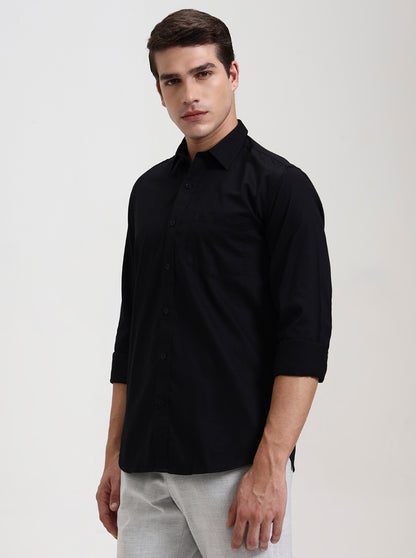 Black Solid Slim Fit Semi Casual Shirt | JadeBlue