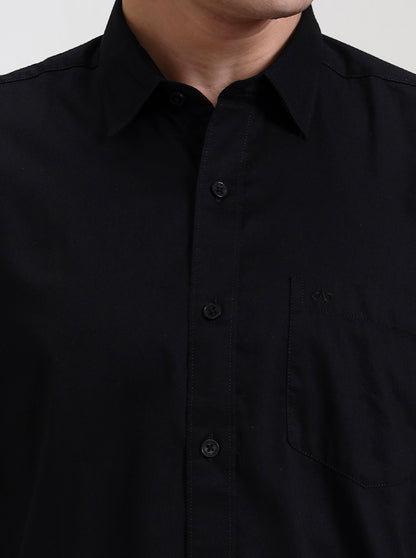 Black Solid Slim Fit Semi Casual Shirt | JadeBlue