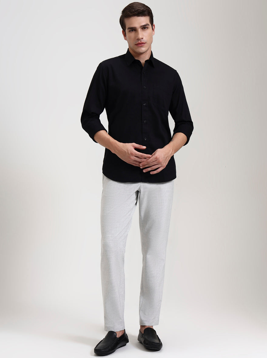 Black Solid Slim Fit Semi Casual Shirt | JadeBlue