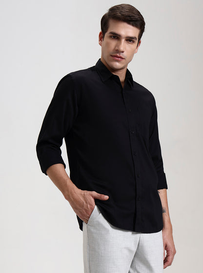 Black Solid Slim Fit Semi Casual Shirt | JadeBlue