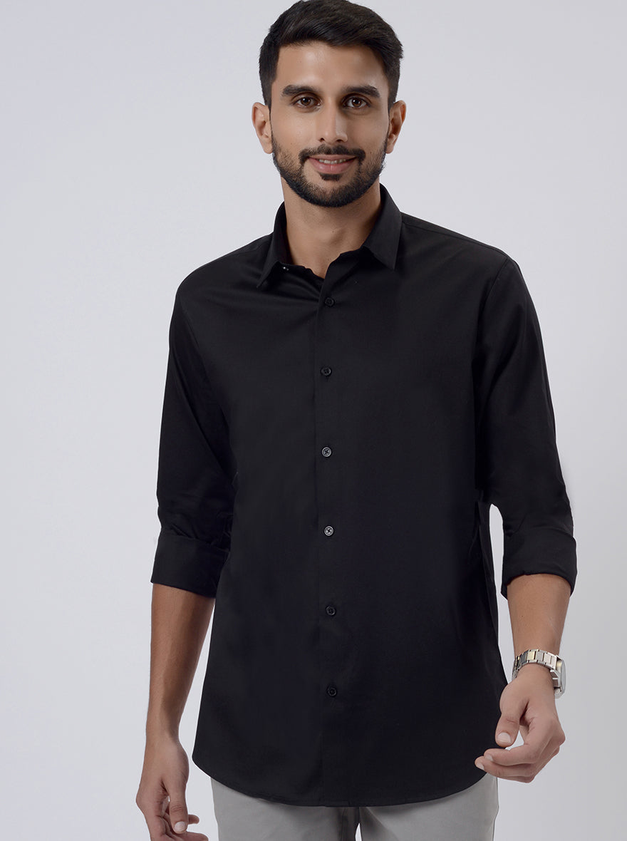 Black Solid Slim Fit Casual Shirt | JadeBlue