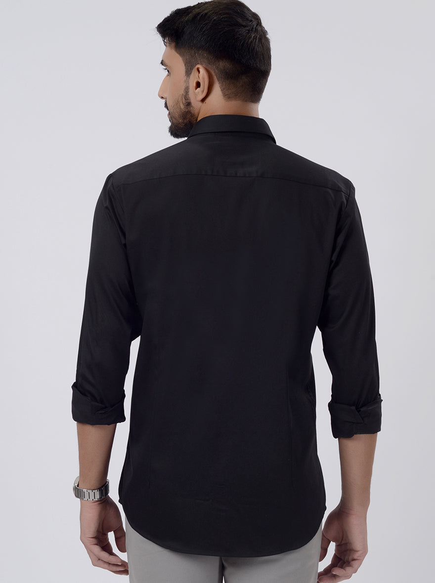 Black Solid Slim Fit Casual Shirt | JadeBlue
