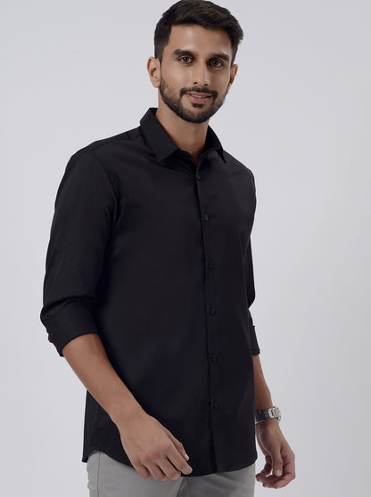 Black Solid Slim Fit Casual Shirt | JadeBlue