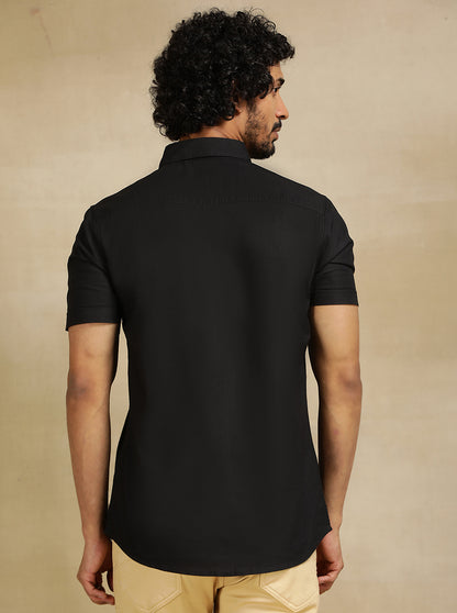 Black Solid Slim Fit Casual Shirt | JadeBlue