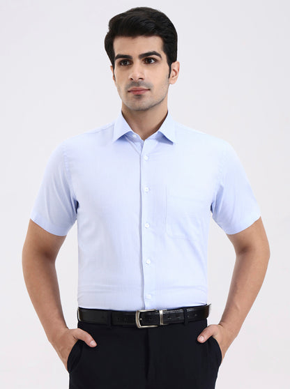 Blue Solid Regular Fit Formal Shirt | JadeBlue