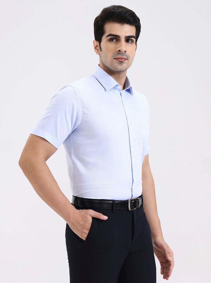 Blue Solid Regular Fit Formal Shirt | JadeBlue