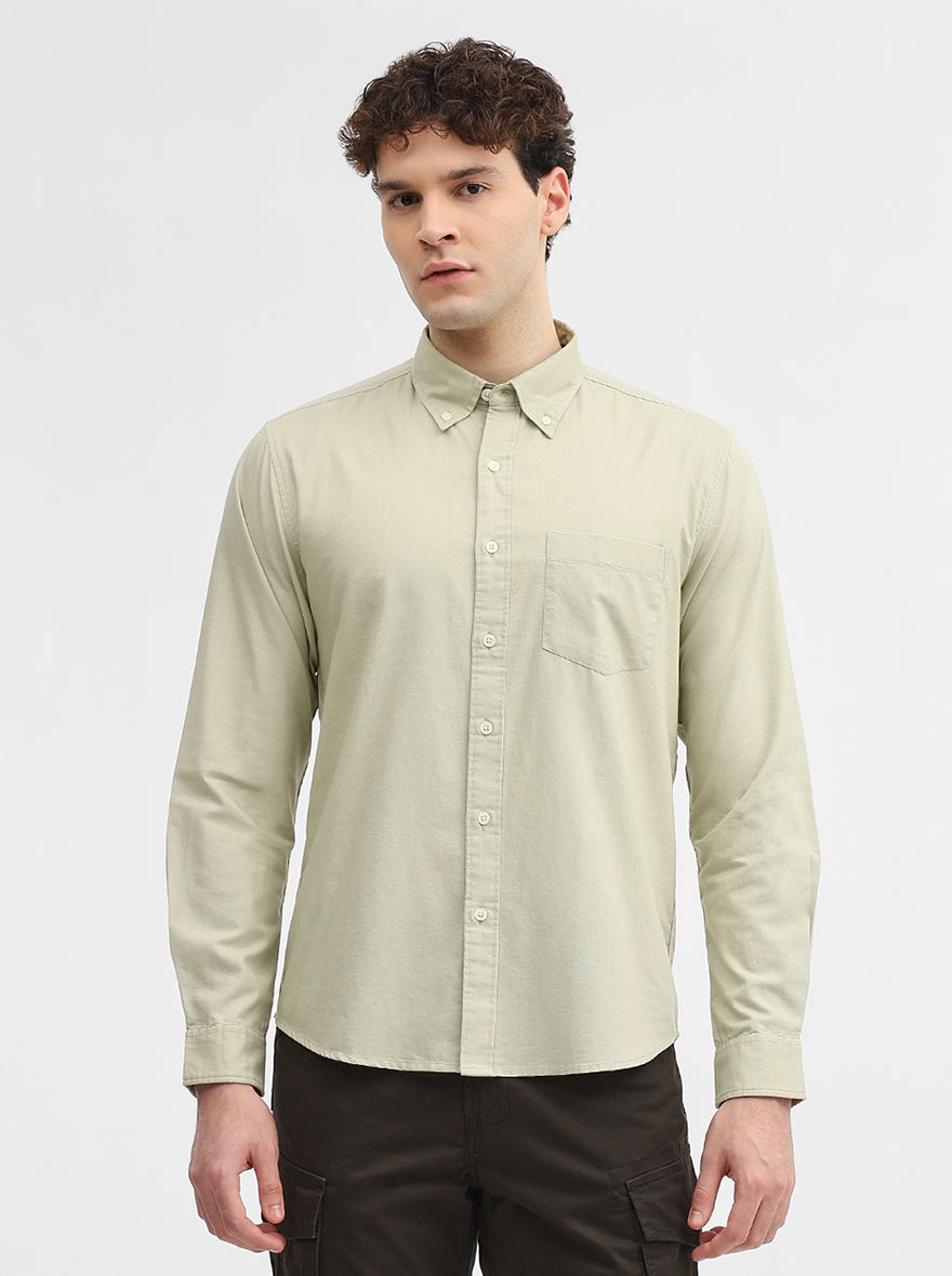 Pista Green Solid Slim Fit Casual Shirt | Greenfibre