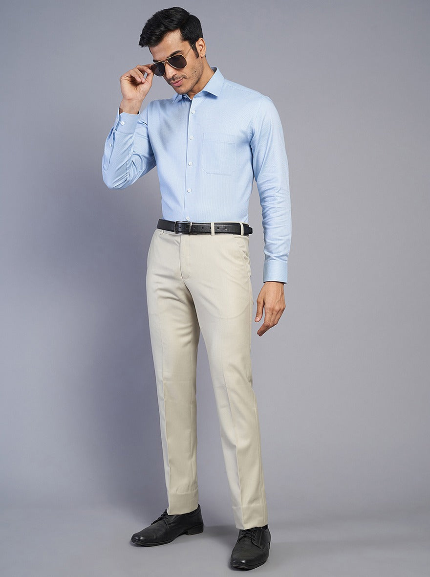 Light Blue Solid Regular Fit Formal Shirt | JadeBlue