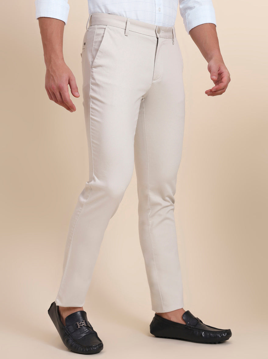 White Solid Uno Fit Casual Trouser | JadeBlue