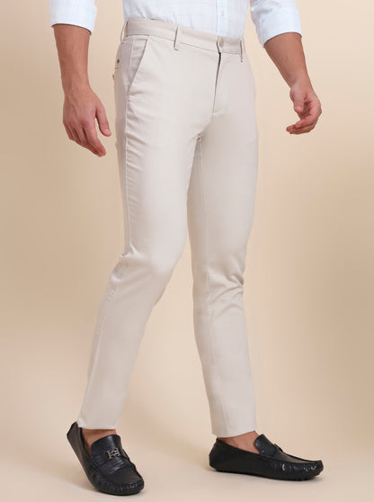 White Solid Uno Fit Casual Trouser | JadeBlue
