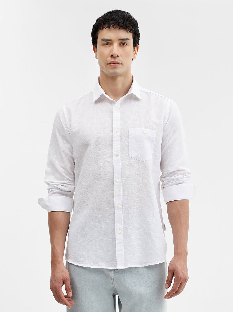 White Solid Slim Fit Casual Shirt | JadeBlue