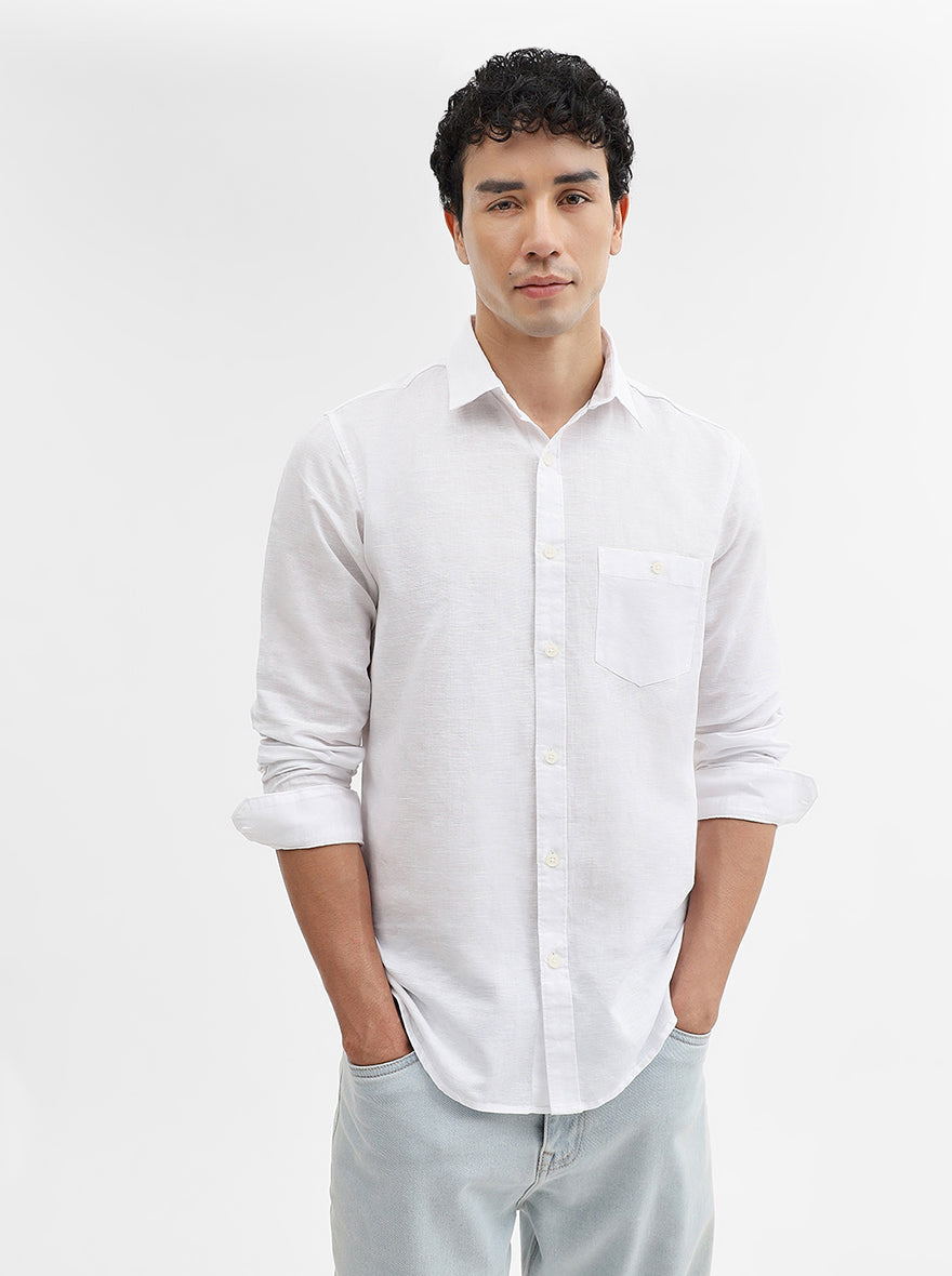 White Solid Slim Fit Casual Shirt | JadeBlue