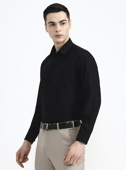 Black Solid Regular Fit Formal Shirt | JadeBlue