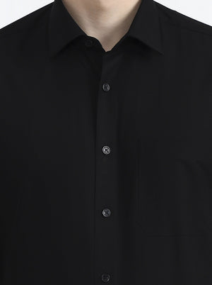 Black Solid Regular Fit Formal Shirt | JadeBlue
