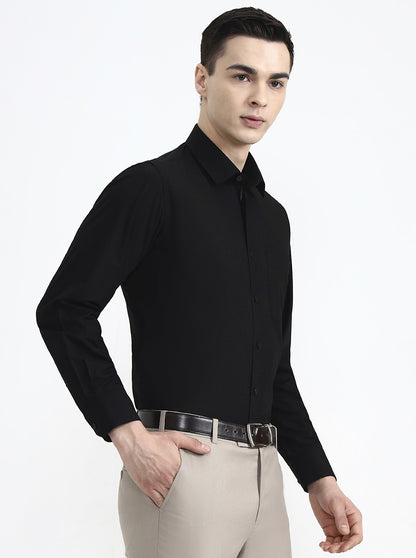 Black Solid Regular Fit Formal Shirt | JadeBlue